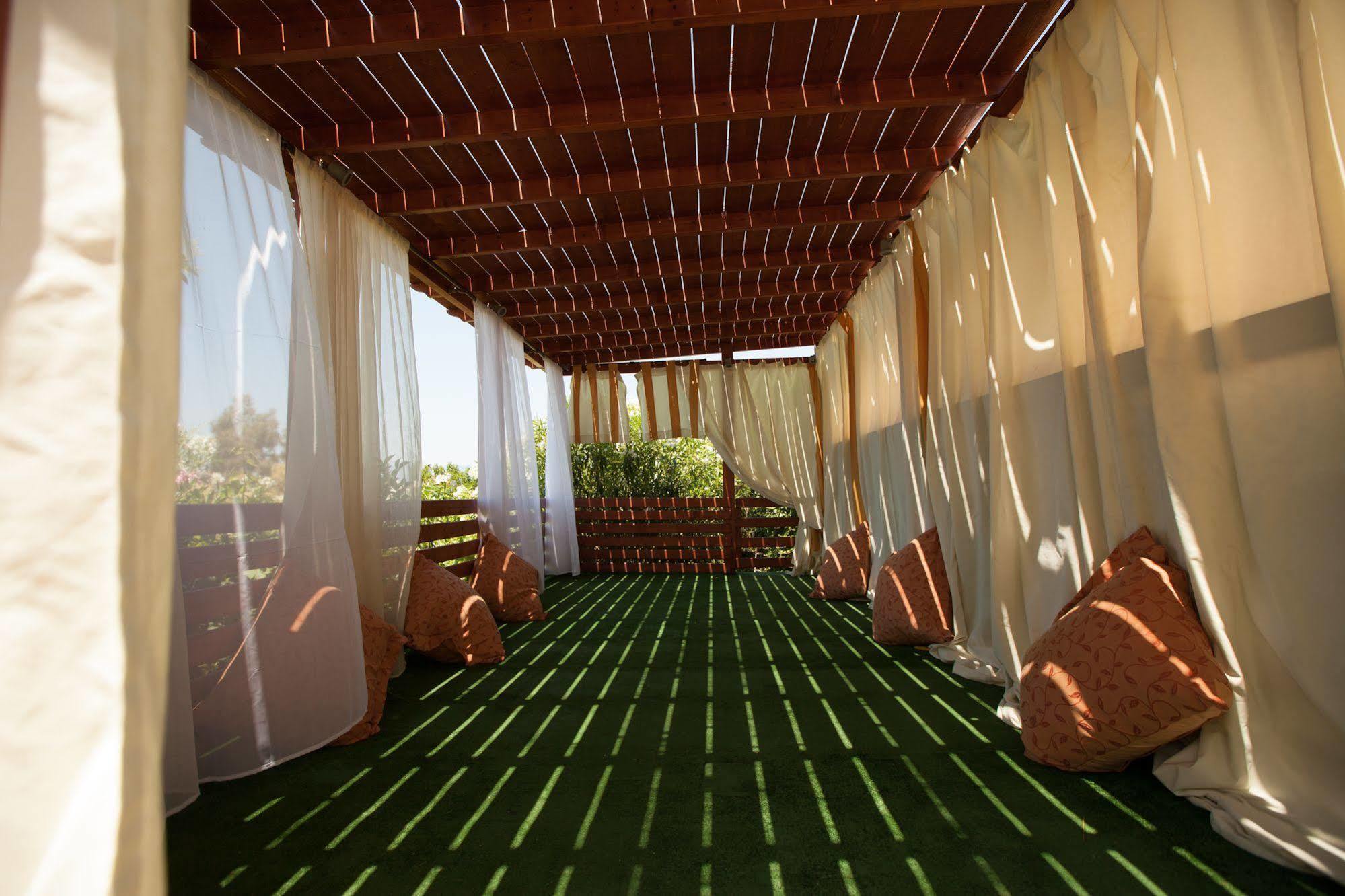 Belvedere Aeolis Hotel 3*
